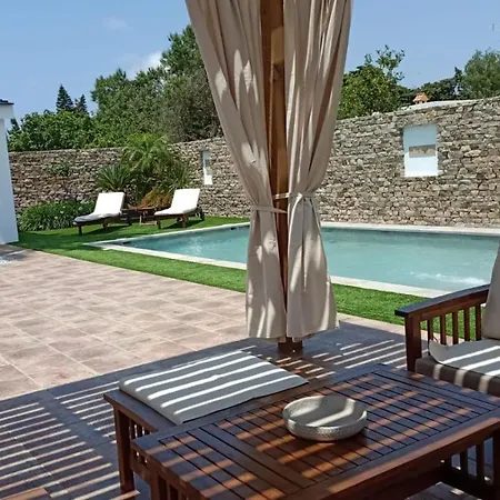 Casa La Palmera - Sólo Familias y Parejas-3